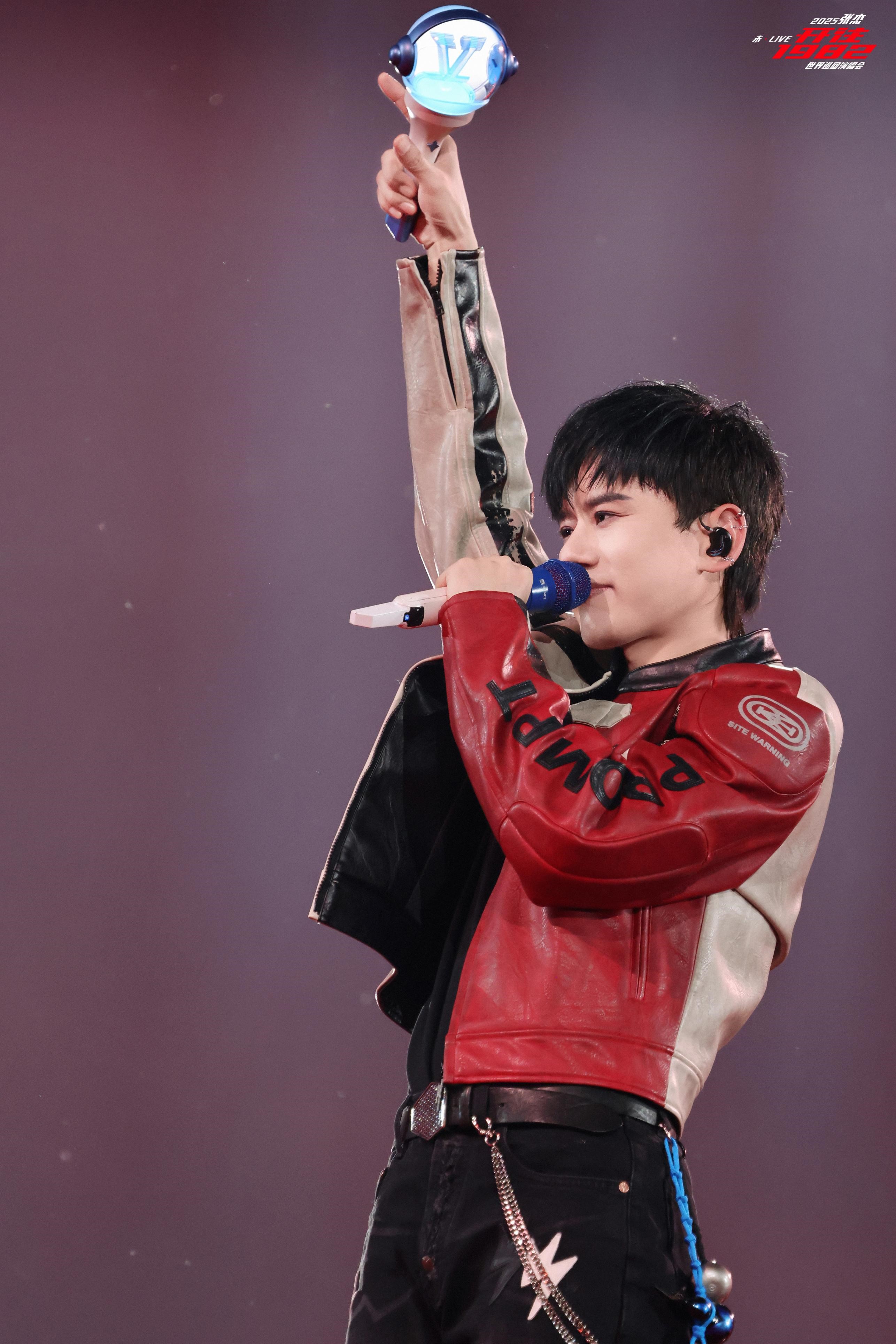 2026 张杰 JASON ZHANG FUTURE·LIVE 「LEAVE FOR 1982」WORLD TOUR